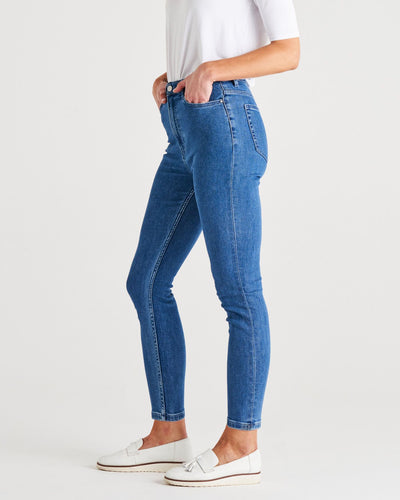 Betty Basics Essential Jean